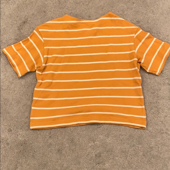 🛍 Women’s United Colors of Benetton Top - Picture 2 of 4